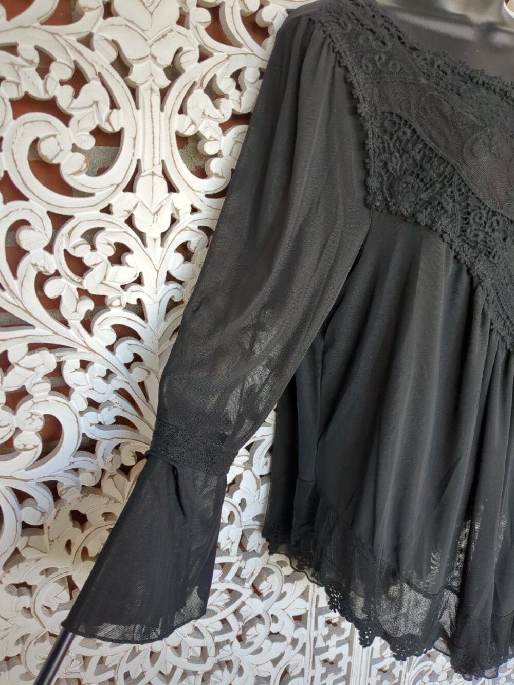Embroidered Lacey Lined Sheer Long Sleeve Boho Top - Picture 2 of 14